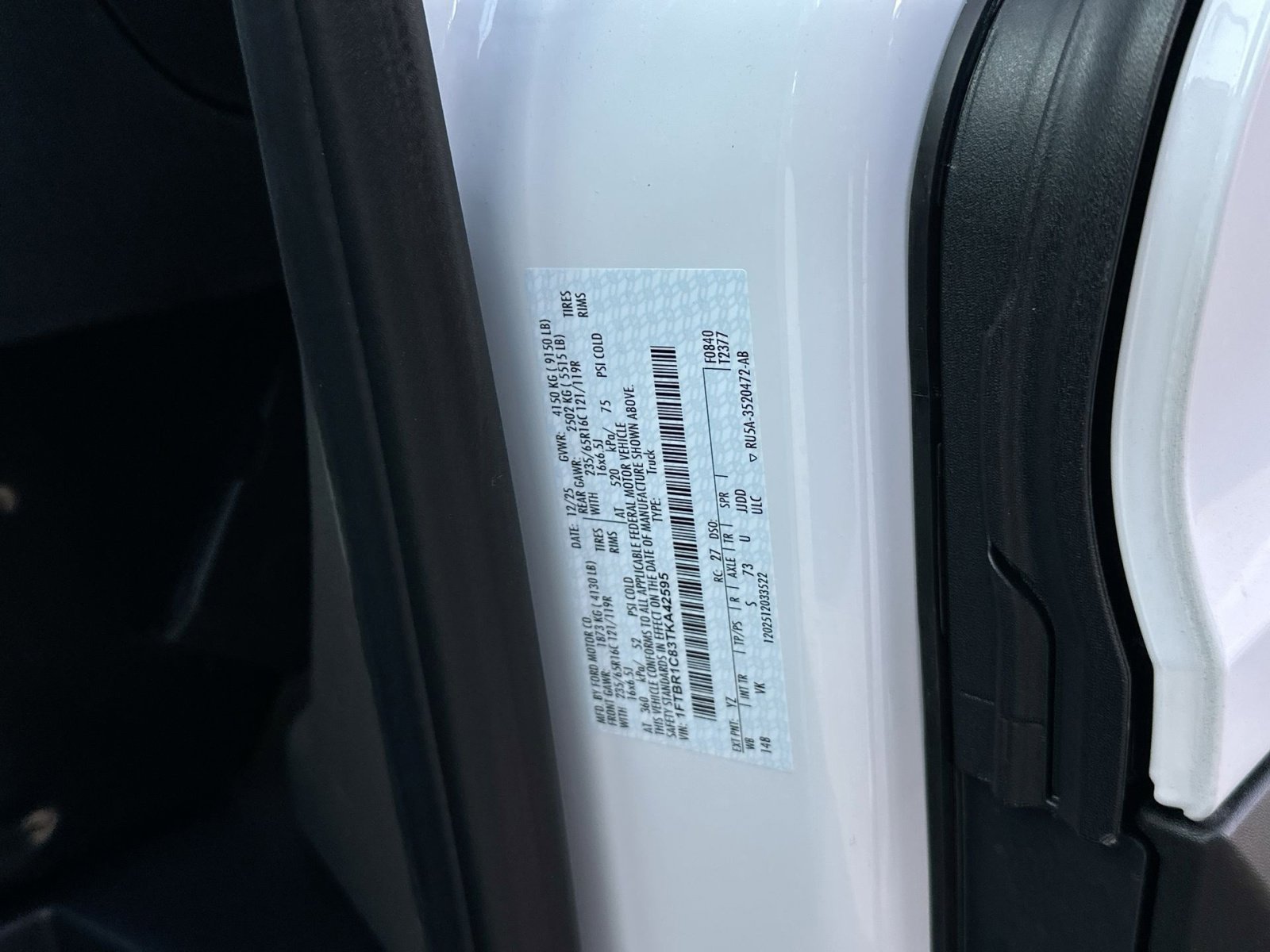 New 2026 Ford Transit 250 148 Medium Roof image 38