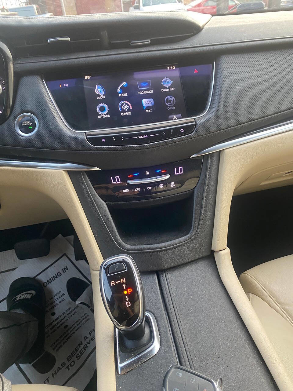 Used 2017 Cadillac XT5 FWD image 25