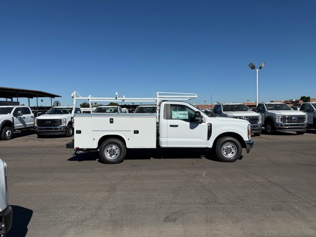 New 2026 Ford F250 XL w/ XL Chrome Package image 2
