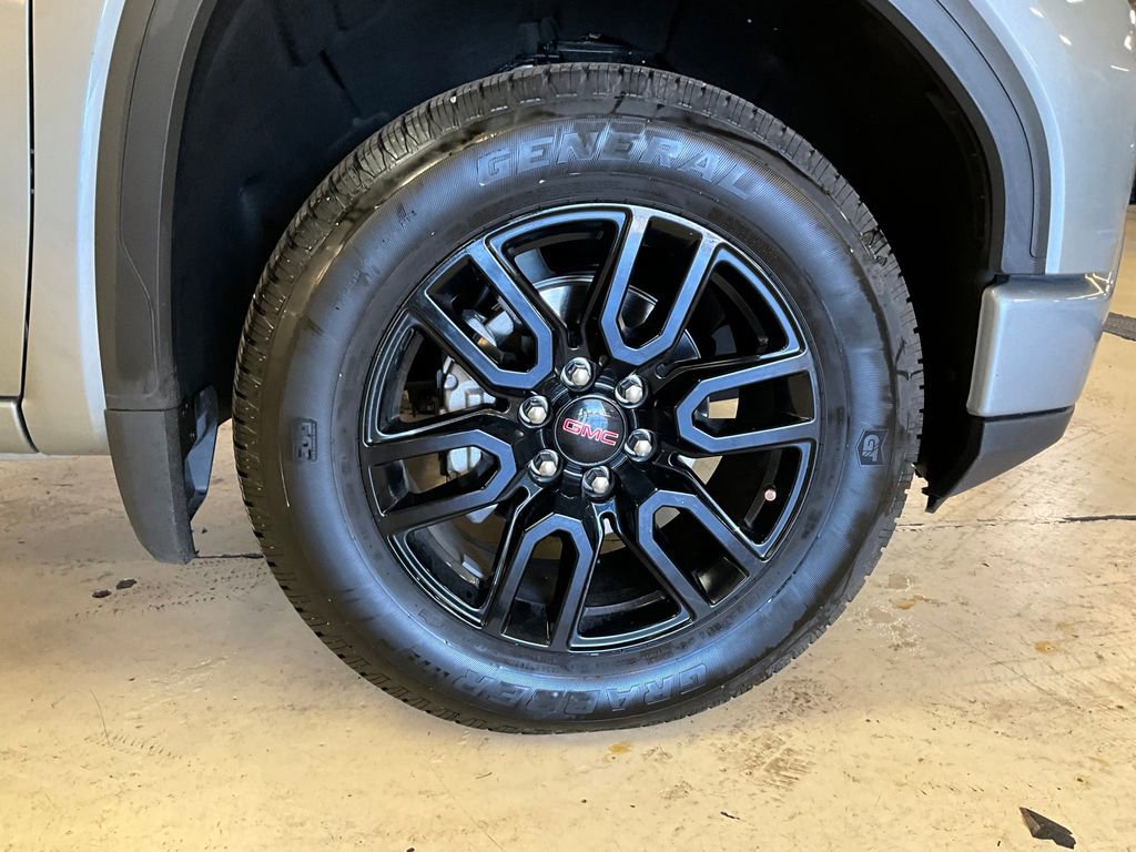 Used 2024 GMC Sierra 1500 Pro w/ Graphite Edition image 16