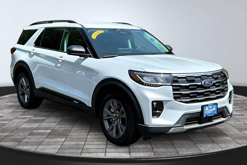 New 2026 Ford Explorer Active w/ Active Comfort Package