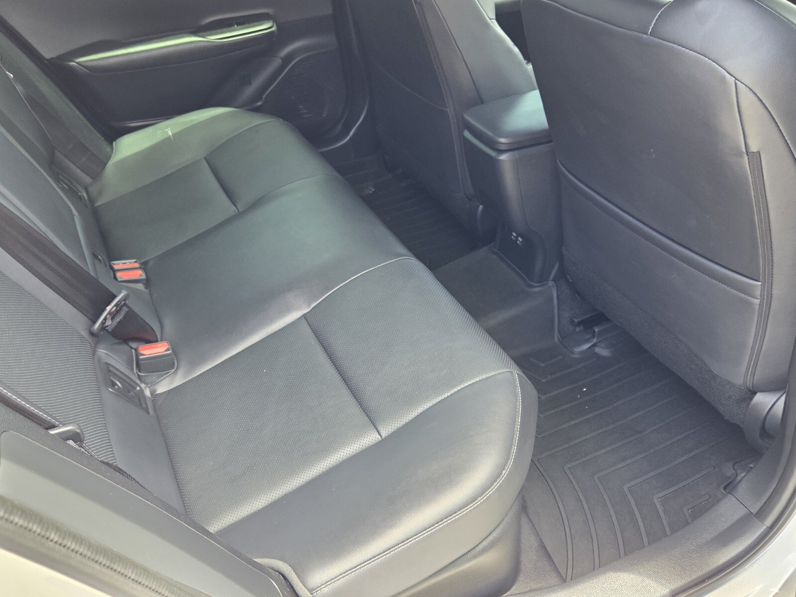 Certified 2025 Toyota Prius Limited FWD image 10