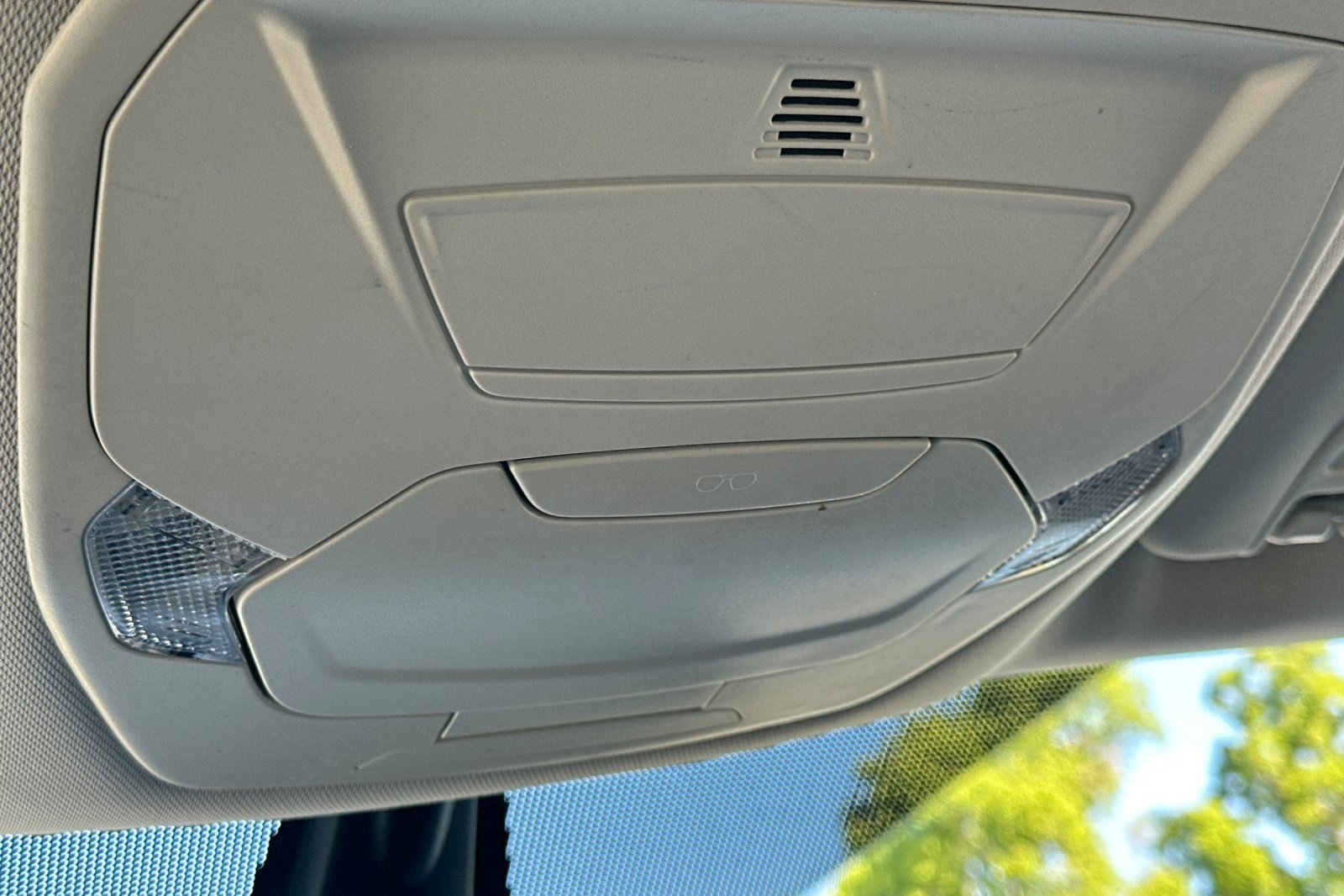 Used 2017 Ford Escape Titanium FWD image 22