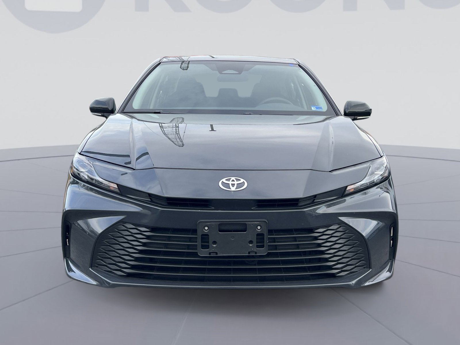 Used 2025 Toyota Camry LE image 8