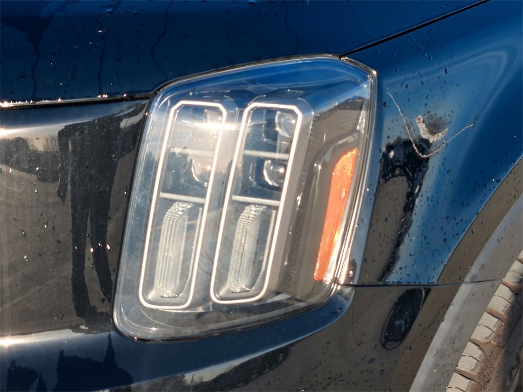 Used 2023 Kia Telluride SX Prestige X-Pro image 3