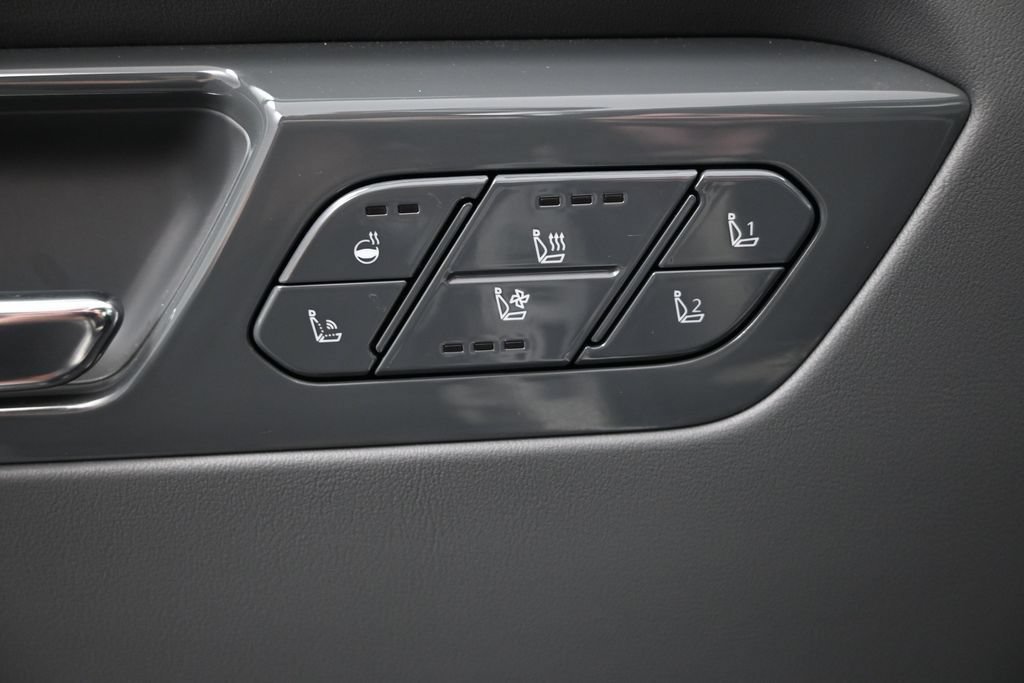 Certified 2024 Kia EV9 GT-Line AWD/4WD image 12