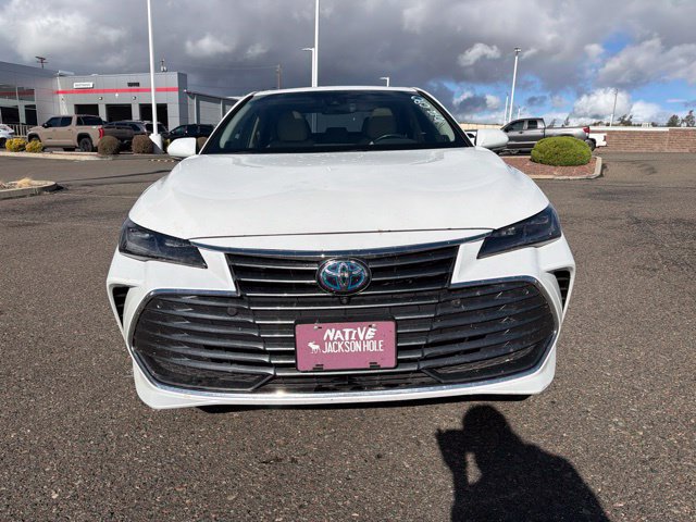 Used 2020 Toyota Avalon Limited w/ Advanced Safety Package FWD image 2