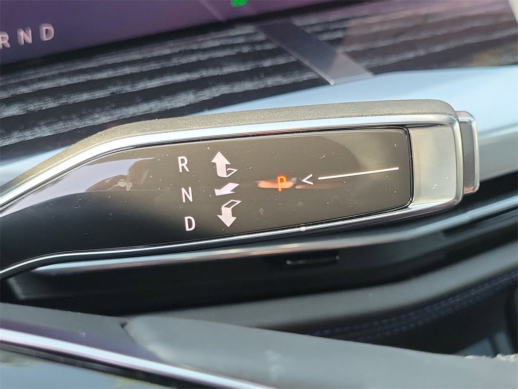 Used 2025 Cadillac Escalade IQ Sport 1 w/ LPO, ONYX Package image 15