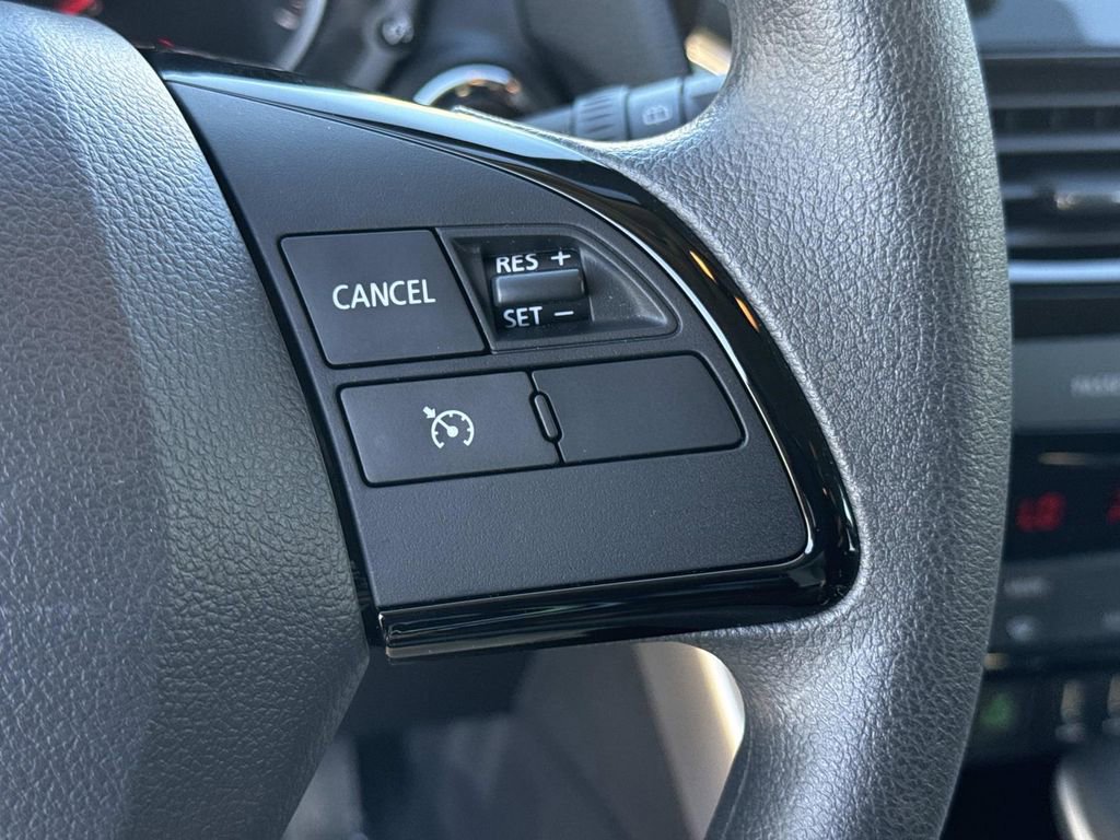 Used 2025 Mitsubishi Eclipse Cross LE image 33