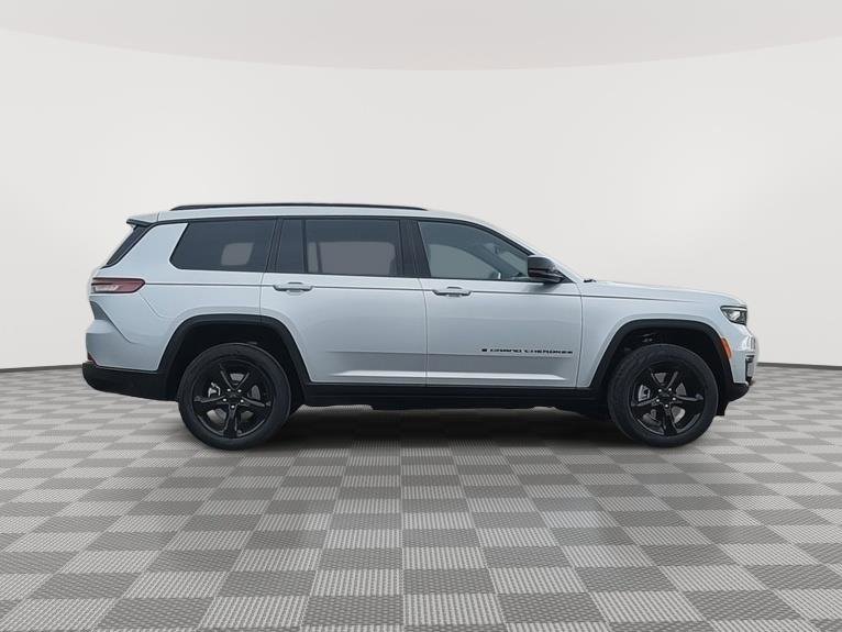 New 2025 Jeep Grand Cherokee L Limited w/ Luxury Tech Group II image 6