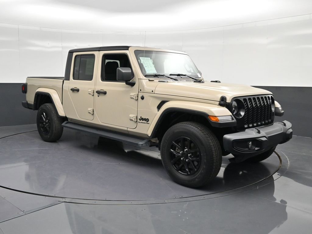 Used 2022 Jeep Gladiator Sport image 5