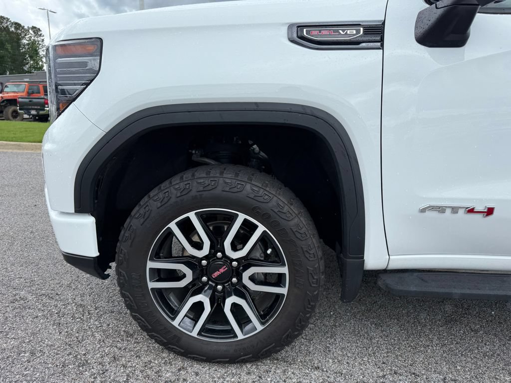 Used 2025 GMC Sierra 1500 AT4 w/ AT4 Premium Package AWD/4WD image 22