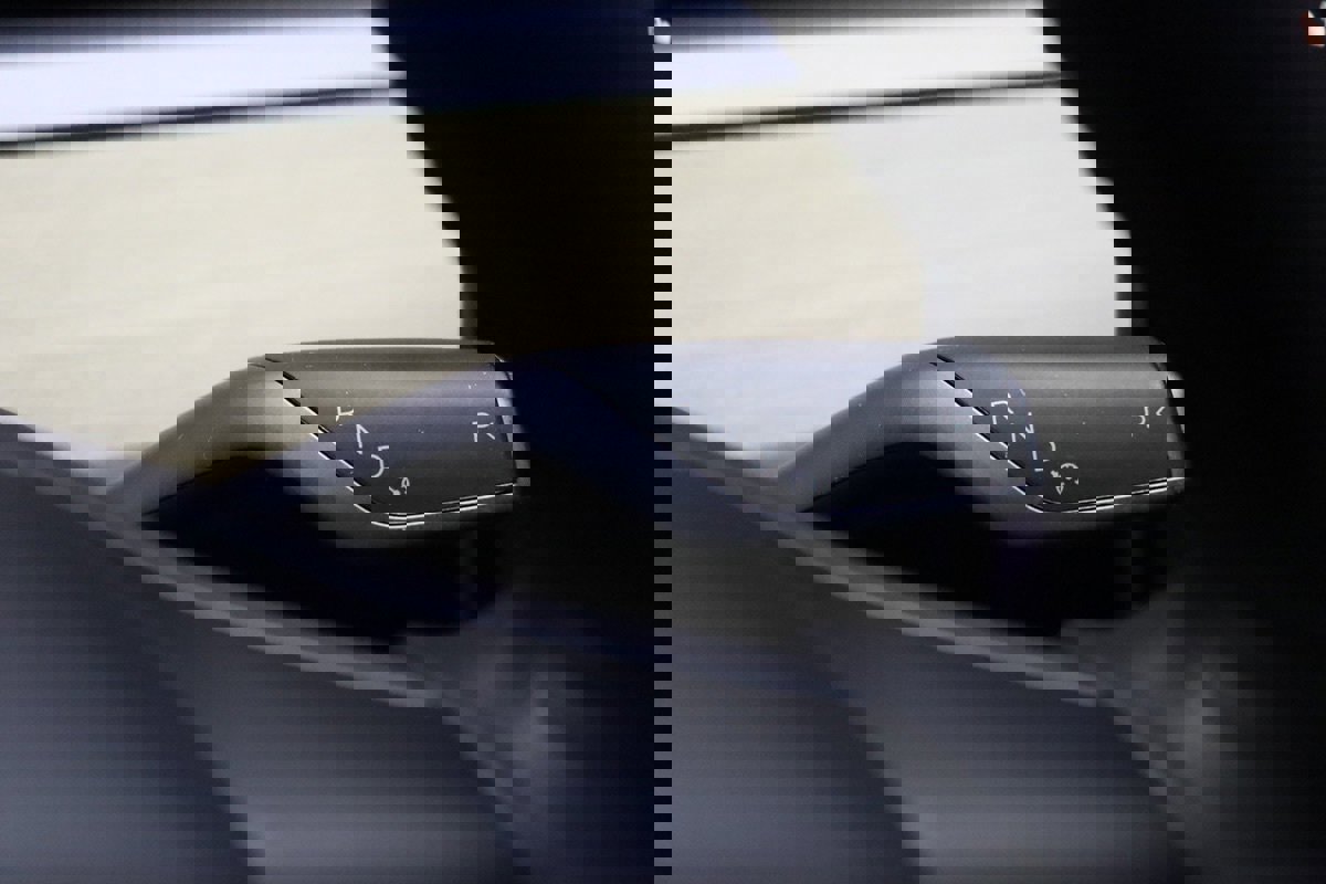 Used 2021 Tesla Model Y Long Range image 44