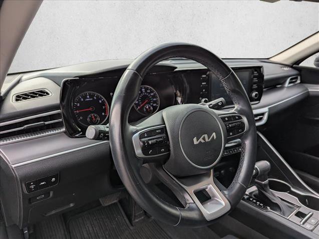 Used 2022 Kia K5 LXS image 12