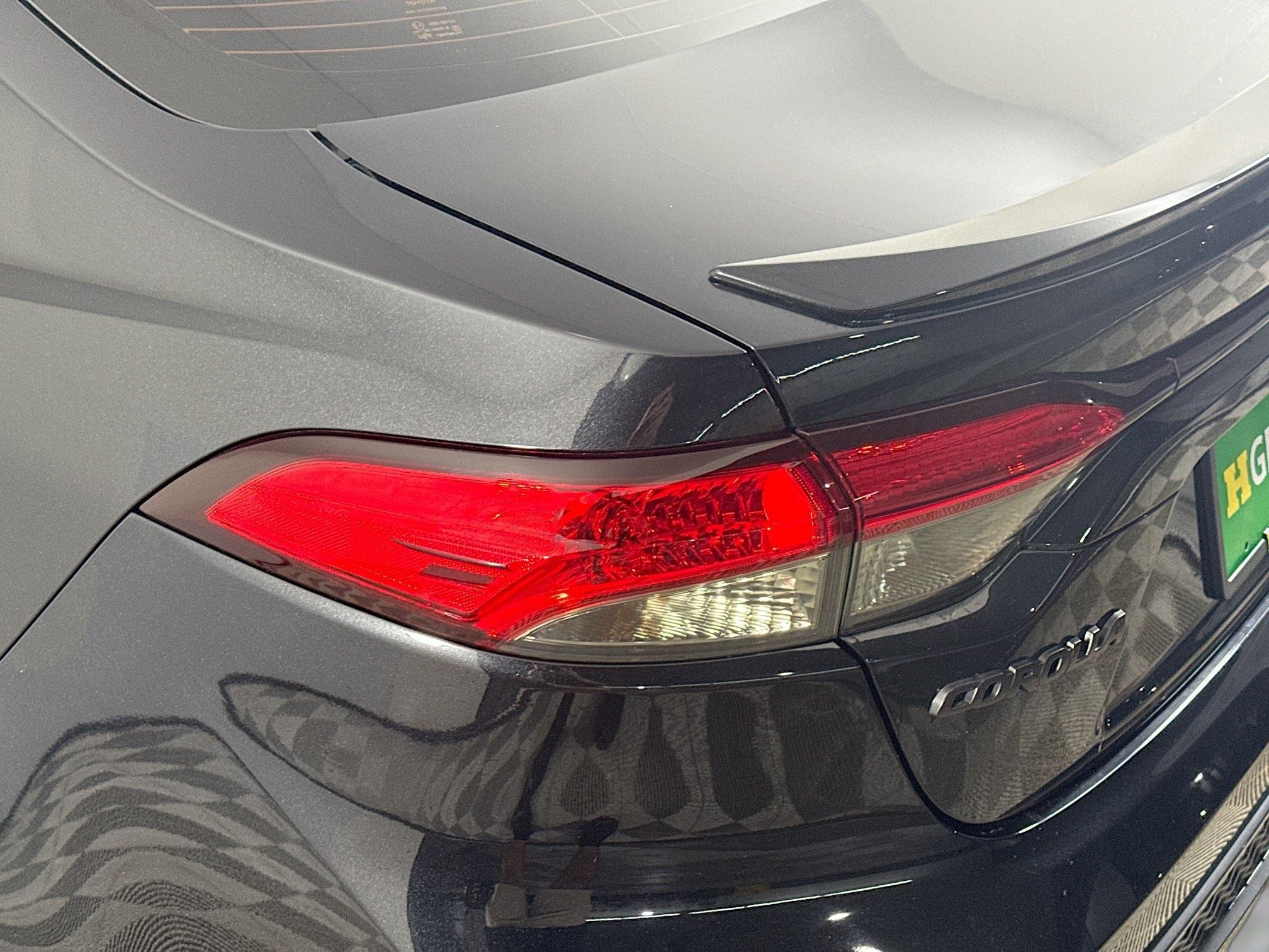 Used 2022 Toyota Corolla SE image 36