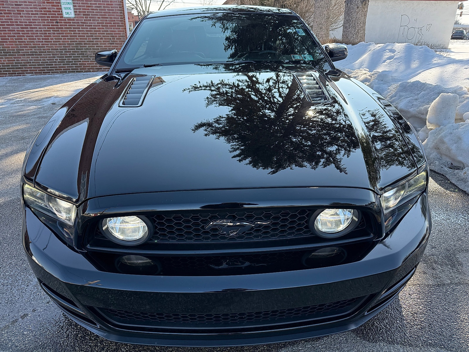 Used 2013 Ford Mustang GT Premium w/ Brembo Brake Pkg image 10