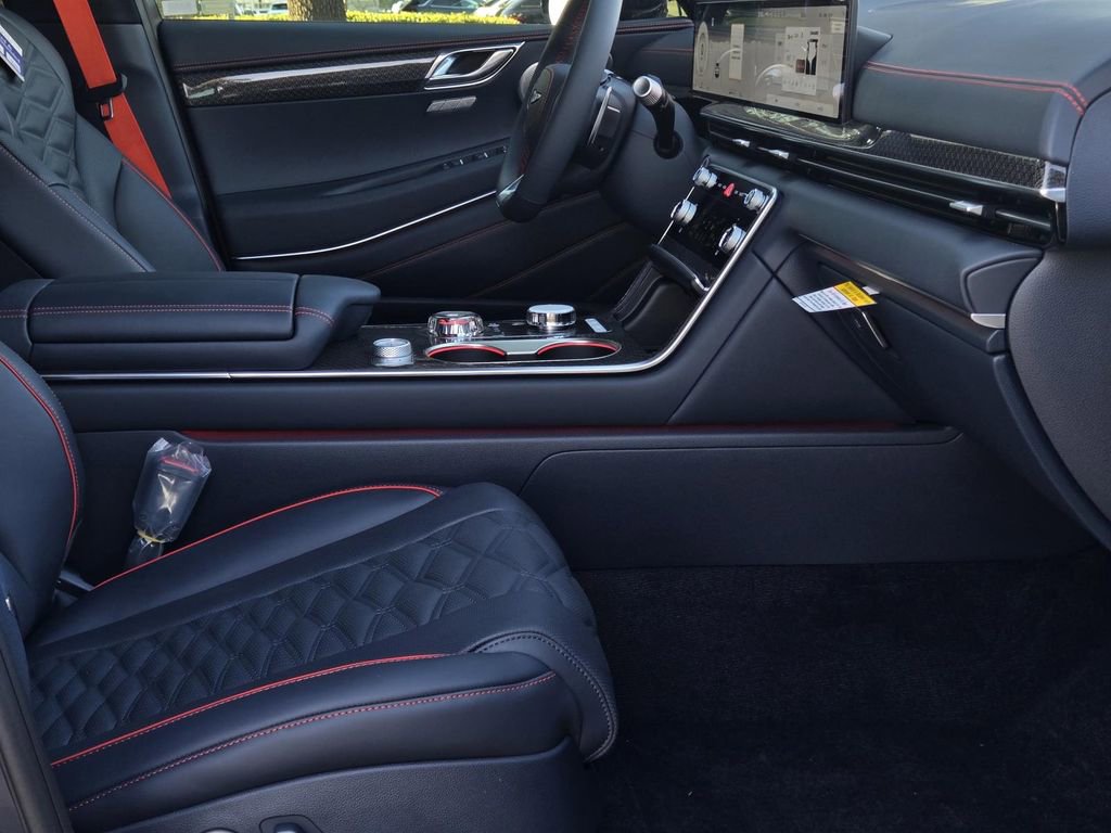 New 2026 Genesis GV80 3.5T e-SC image 8