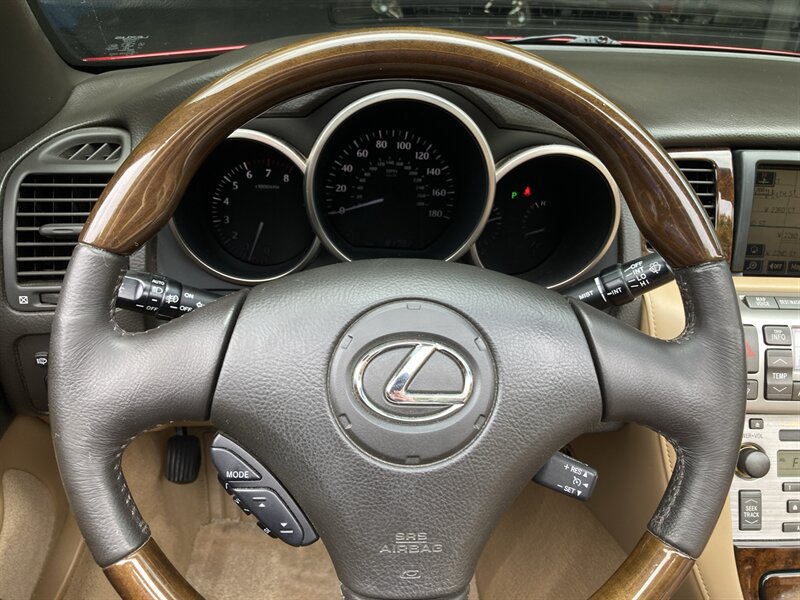 Used 2006 Lexus SC 430 Convertible RWD image 21