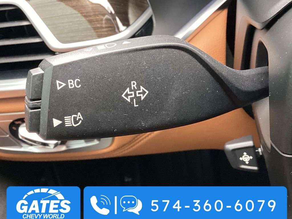 Used 2021 BMW 740i xDrive w/ Premium Package image 28