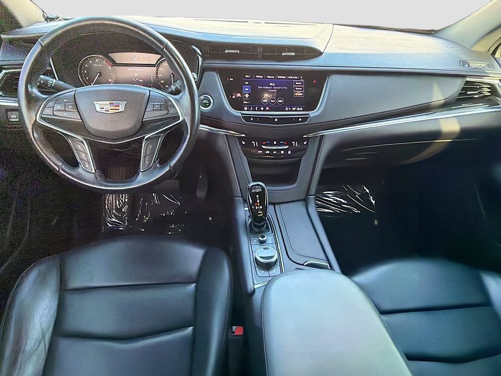 Used 2021 Cadillac XT5 Premium Luxury FWD image 16