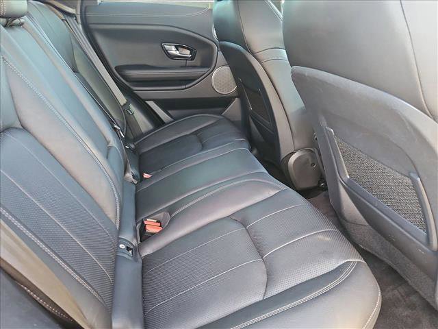 Used 2019 Land Rover Range Rover Evoque SE Premium image 19
