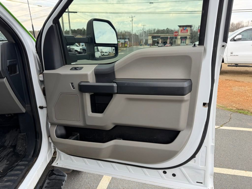 Used 2022 Ford F450 XL w/ Power Equipment Group image 28