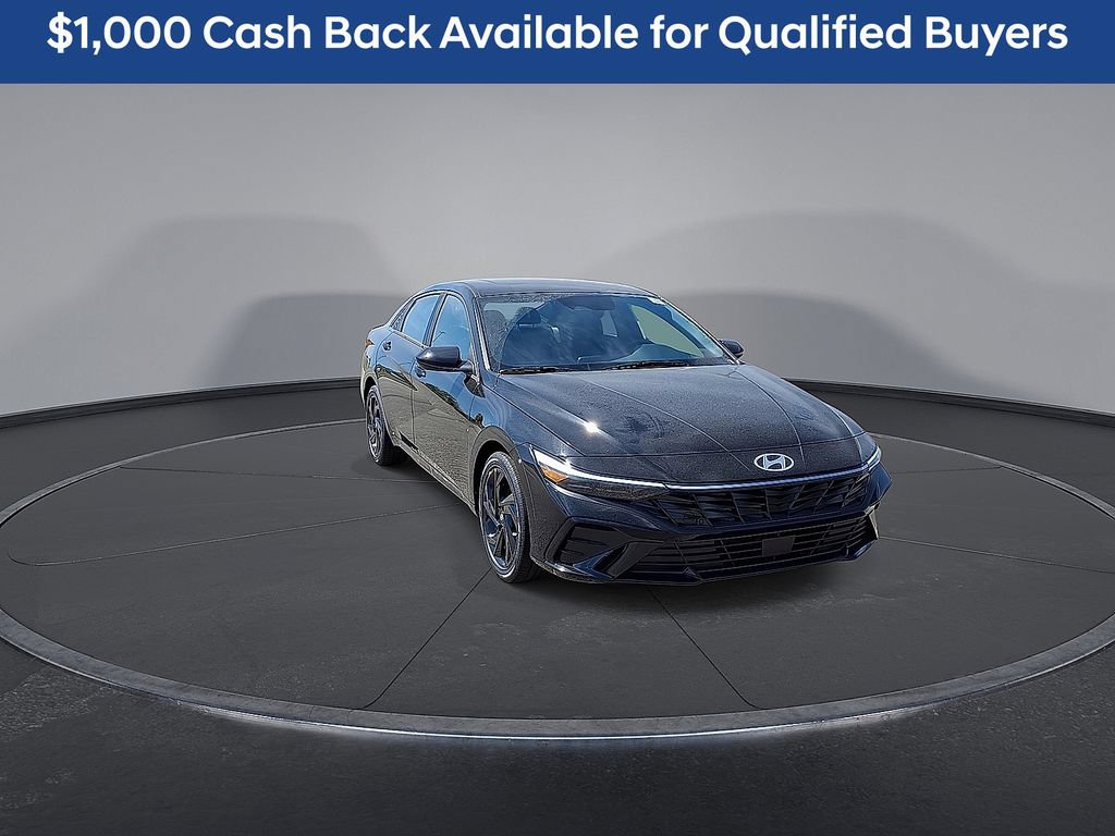 New 2026 Hyundai Elantra SEL Sport Premium FWD image 2