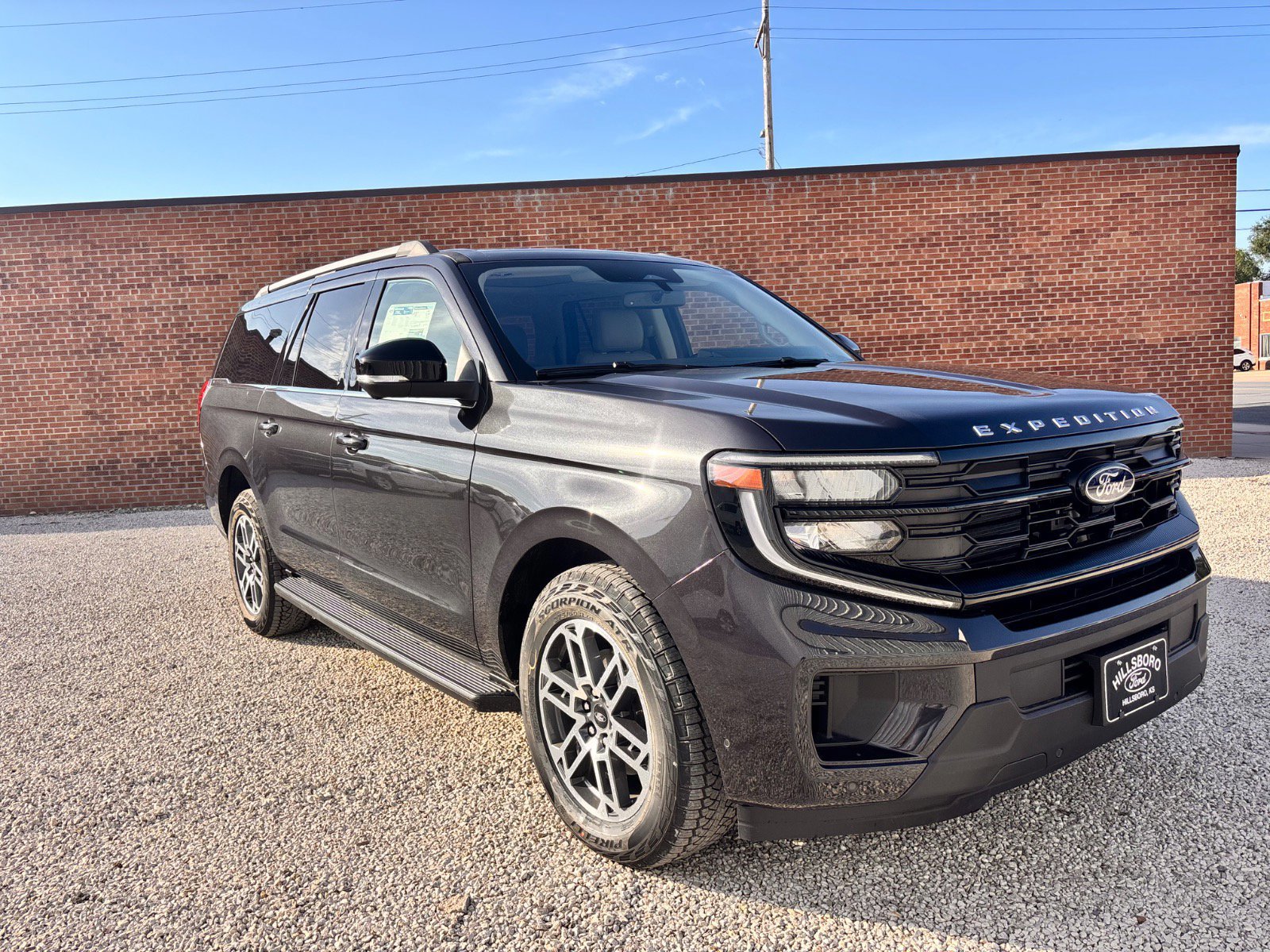 New 2025 Ford Expedition Max Active image 1