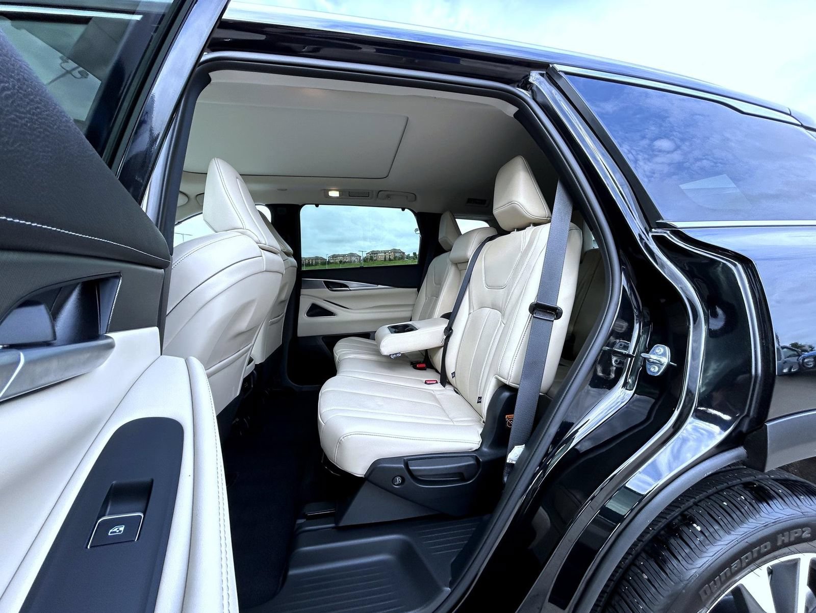 Used 2025 INFINITI QX60 Luxe w/ Vision Package AWD/4WD image 21
