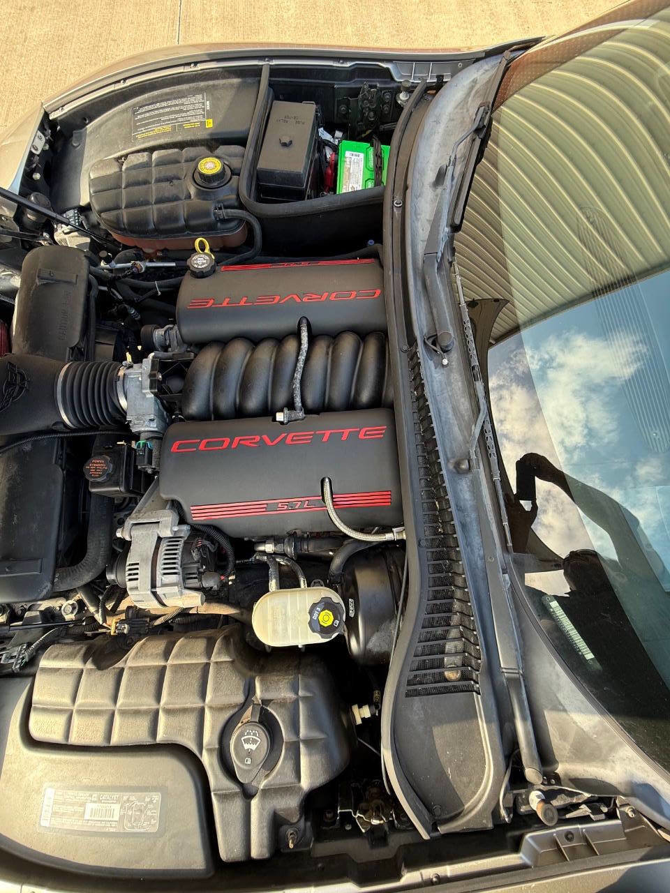 Used 2002 Chevrolet Corvette Coupe w/ Preferred Equipment Group2 image 23