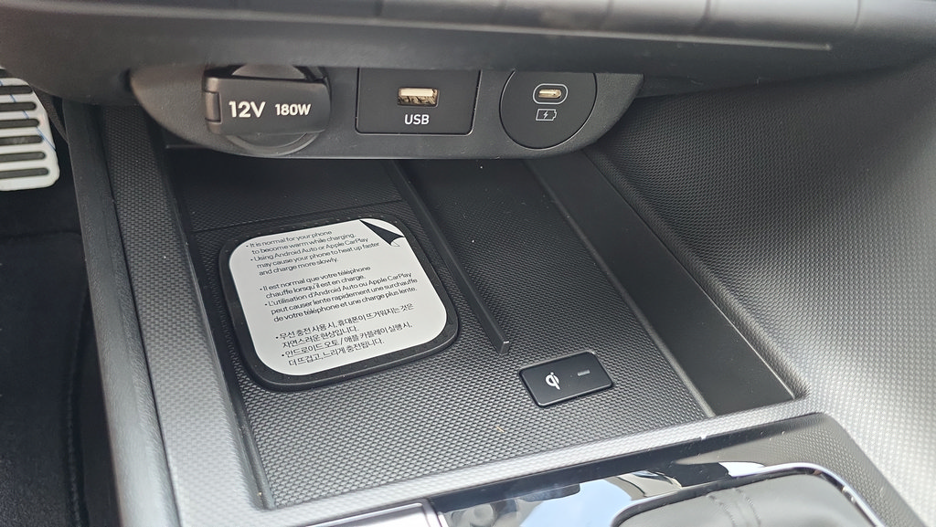 New 2026 Hyundai Elantra SEL Sport Premium FWD image 11