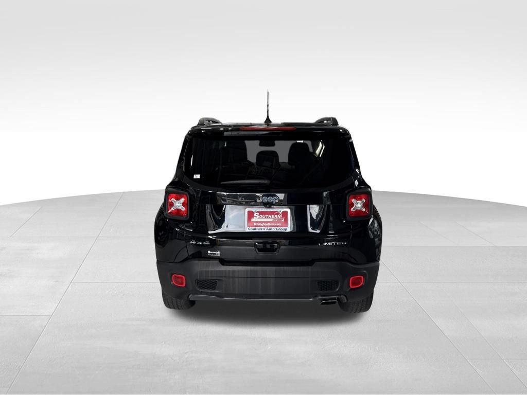 Used 2022 Jeep Renegade Limited w/ Sun, Sound & Wheels Group AWD/4WD image 4