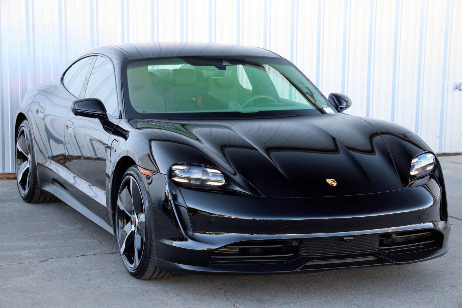 Used 2020 Porsche Taycan 4S image 55