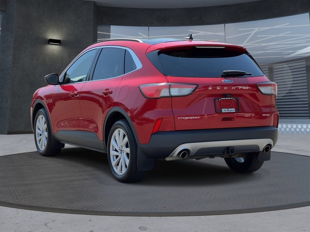 Used 2021 Ford Escape Titanium w/ Titanium Elite Package AWD/4WD image 3