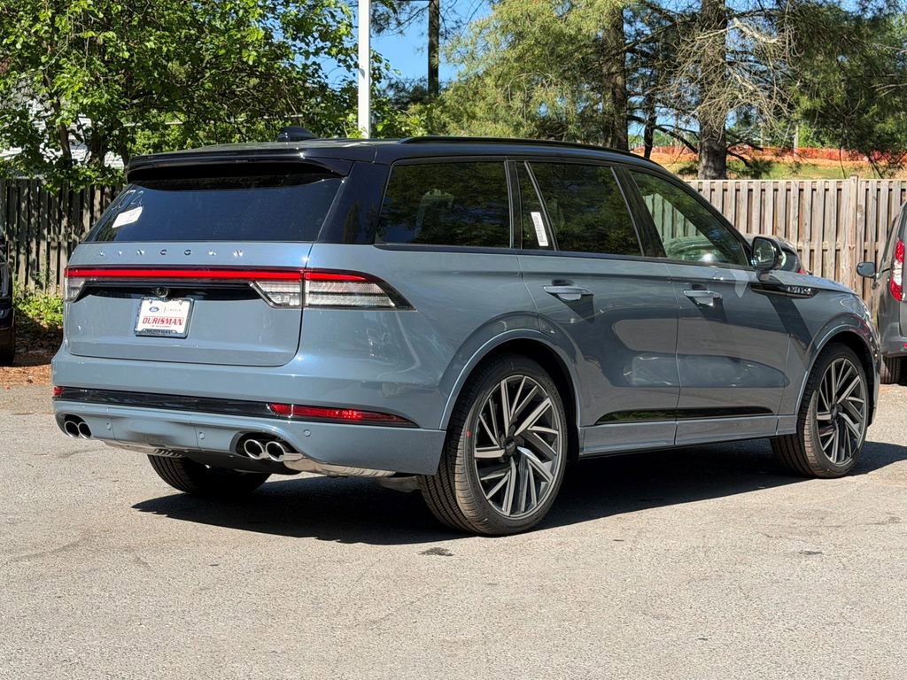 New 2026 Lincoln Aviator Black Label w/ Black Label Special Edition AWD/4WD image 4