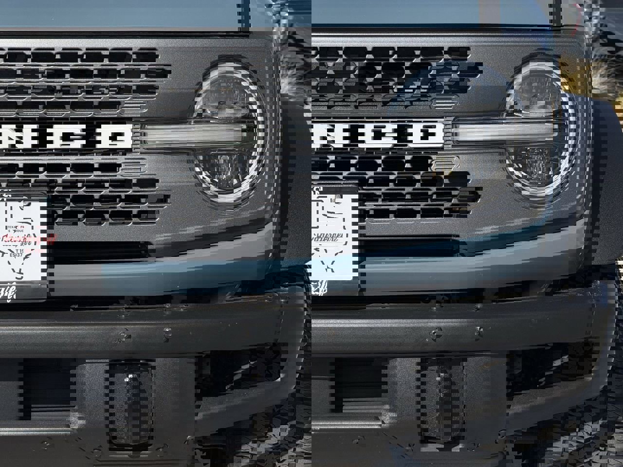 Used 2021 Ford Bronco Badlands w/ Sasquatch Package image 8