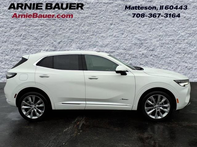 Used 2022 Buick Envision Avenir w/ Technology Package II image 4