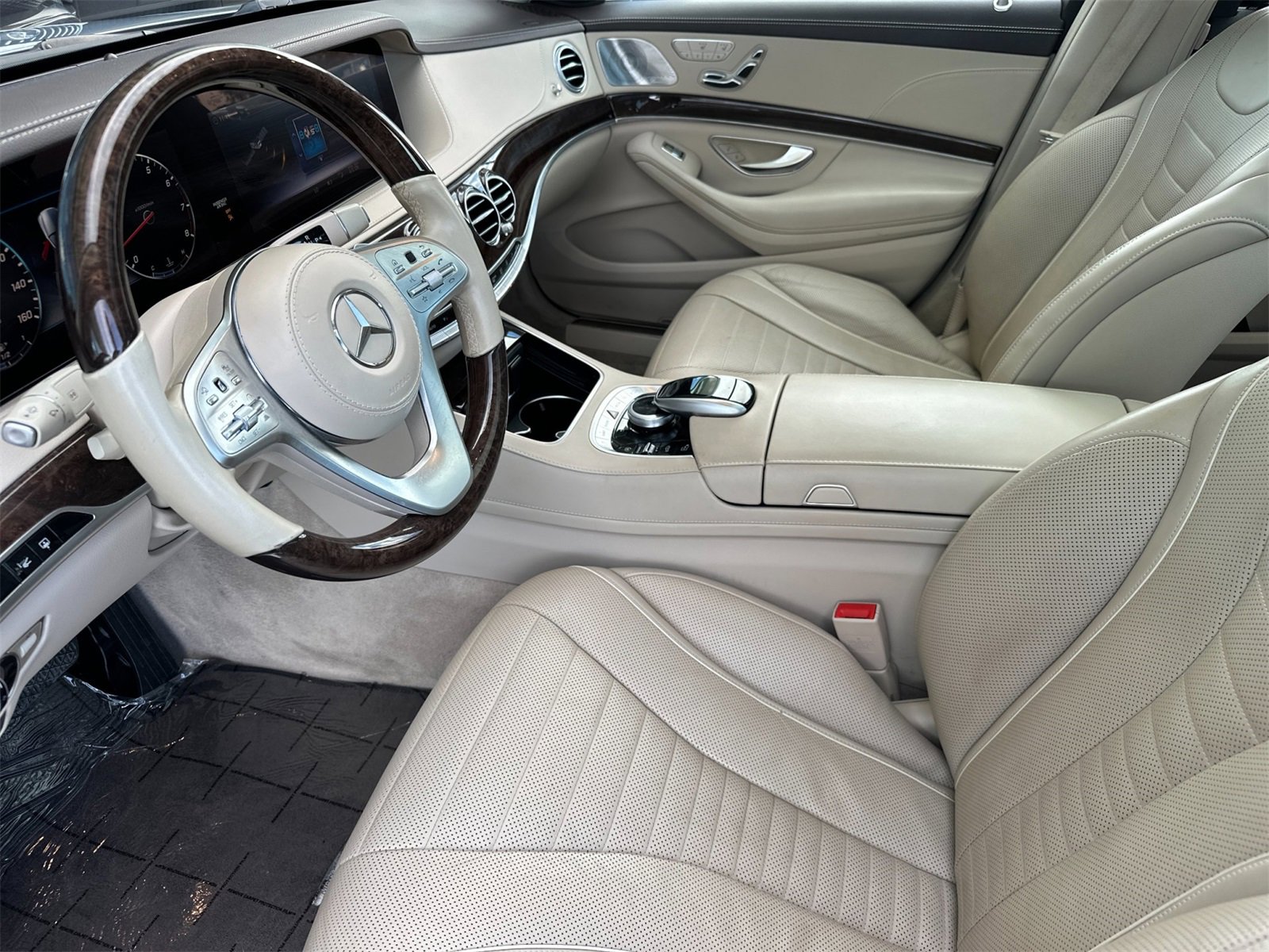 Used 2018 Mercedes-Benz S 560 Sedan image 10