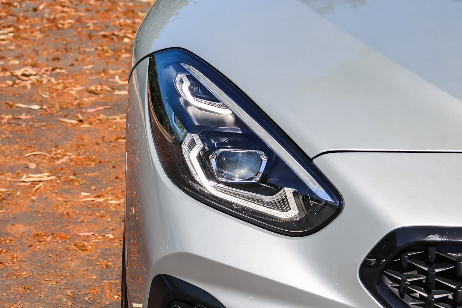 Used 2021 BMW Z4 sDrive30i w/ M Sport Package RWD image 4