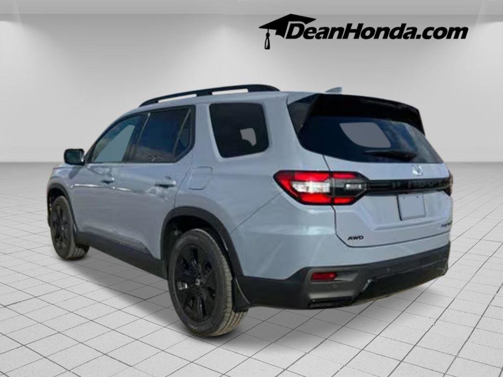 New 2026 Honda Pilot Black Edition image 3