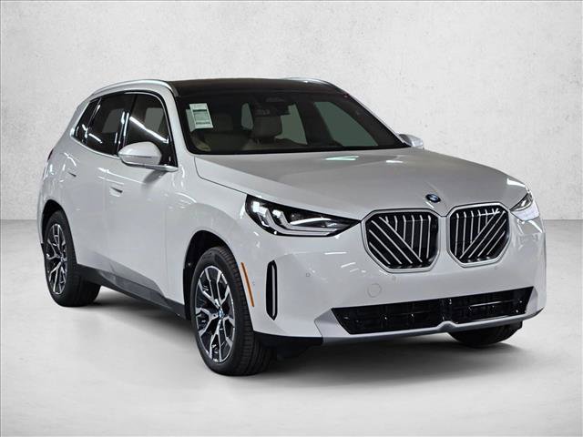 Used 2026 BMW X3 xDrive30i w/ Premium Package AWD/4WD image 3
