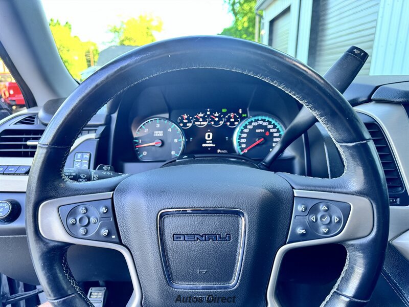 Used 2019 GMC Yukon Denali w/ Denali Ultimate Package AWD/4WD image 41