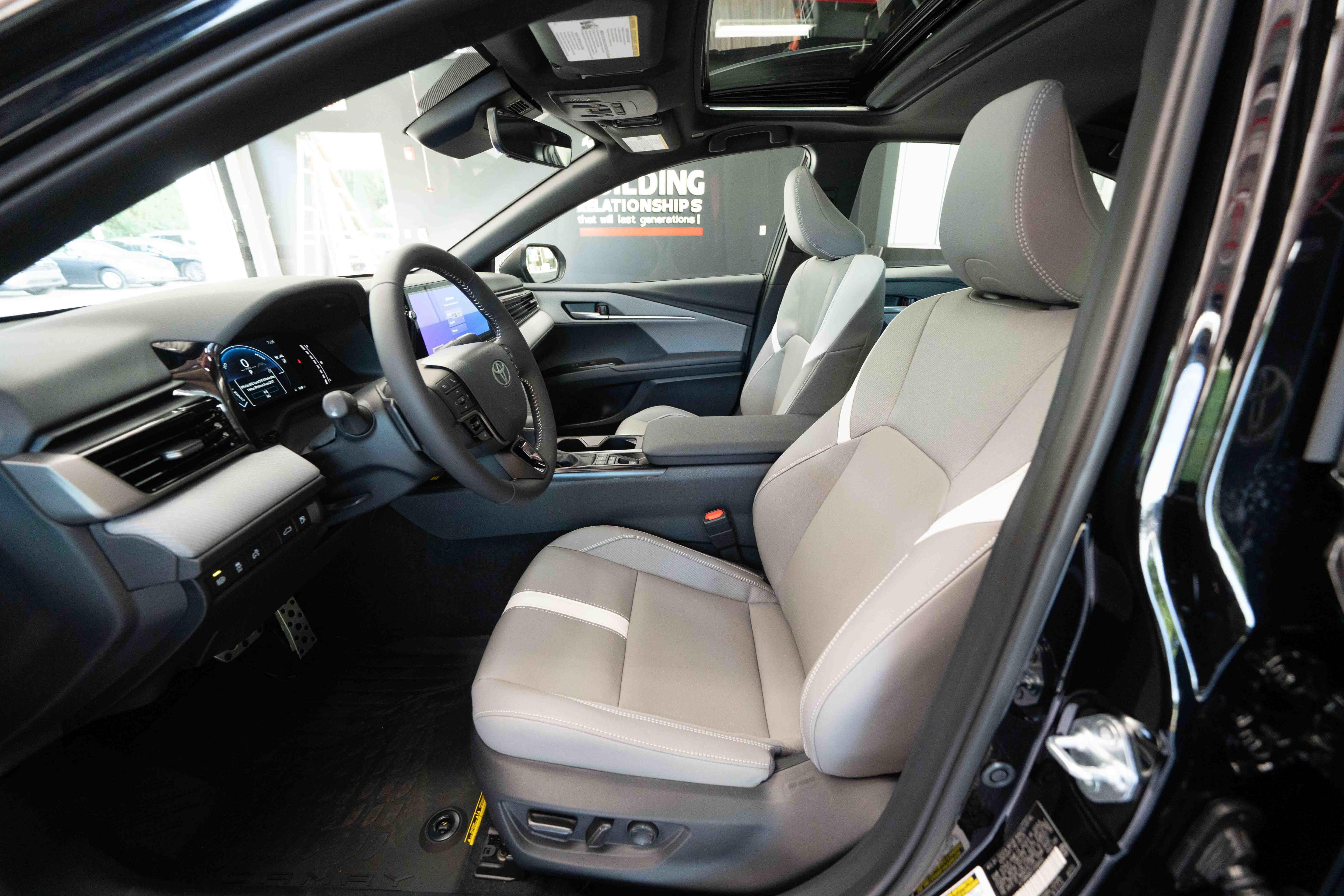New 2026 Toyota Camry SE w/ Multimedia Upgrade Package AWD/4WD image 9