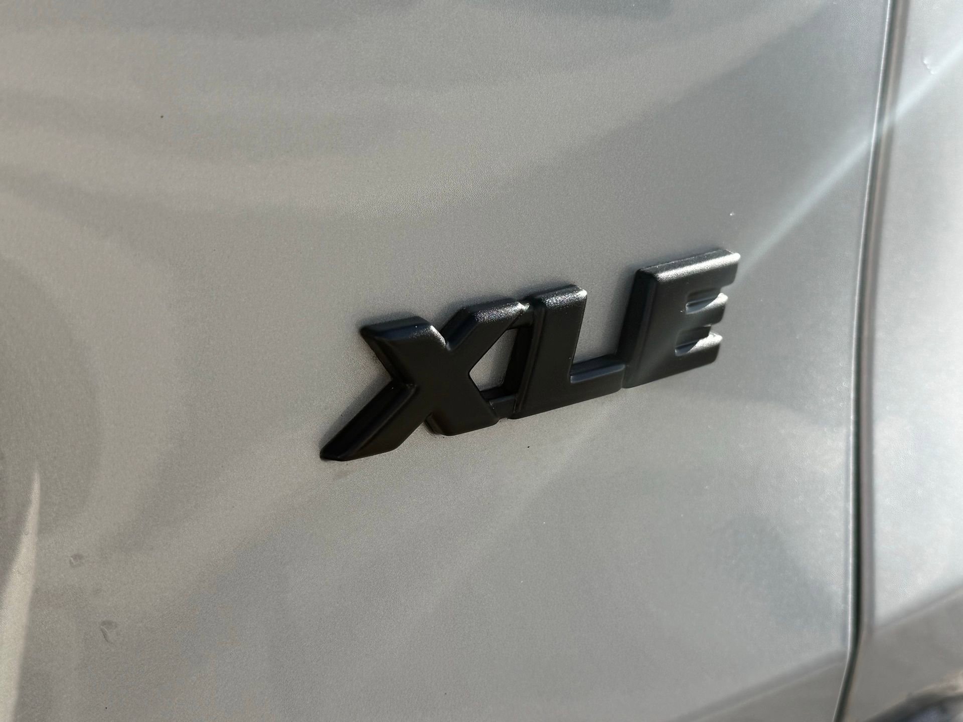 Used 2025 Toyota RAV4 XLE w/ Convenience Package image 16