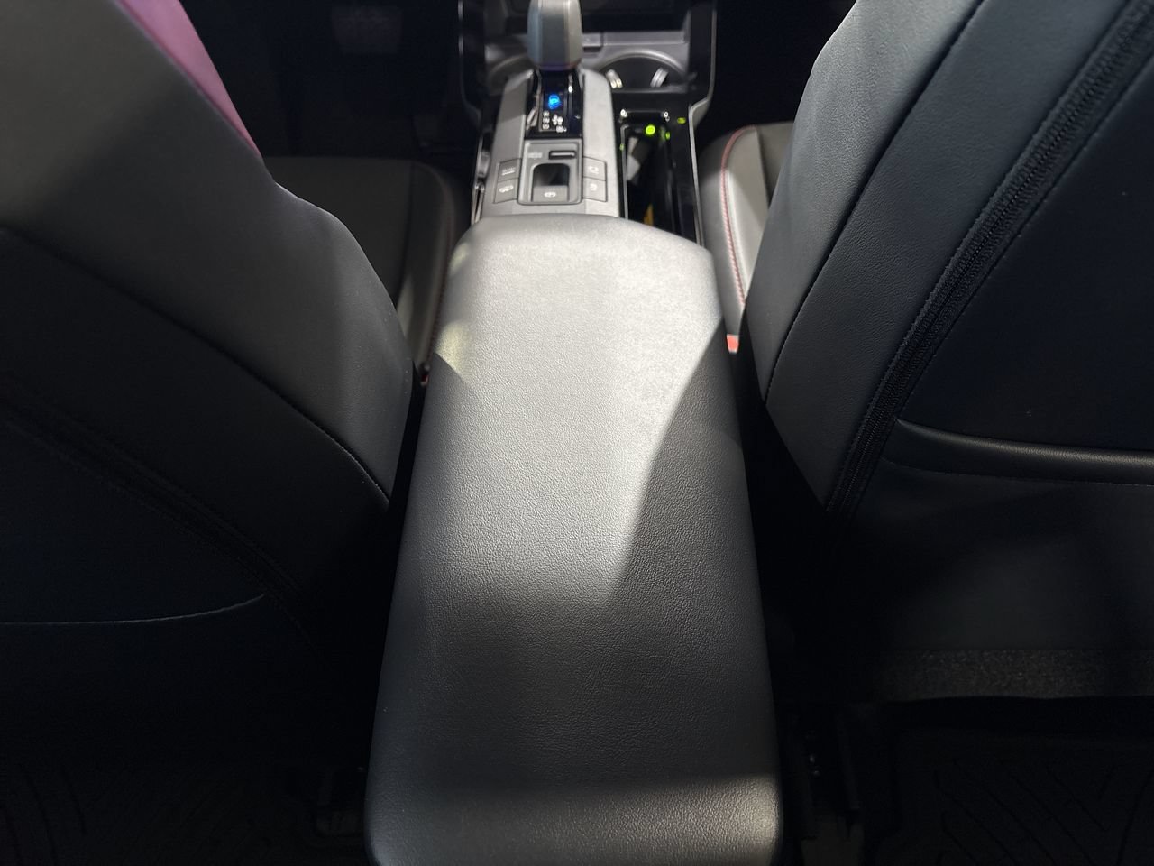 New 2027 Toyota Prius Plug-In Hybrid FWD image 22