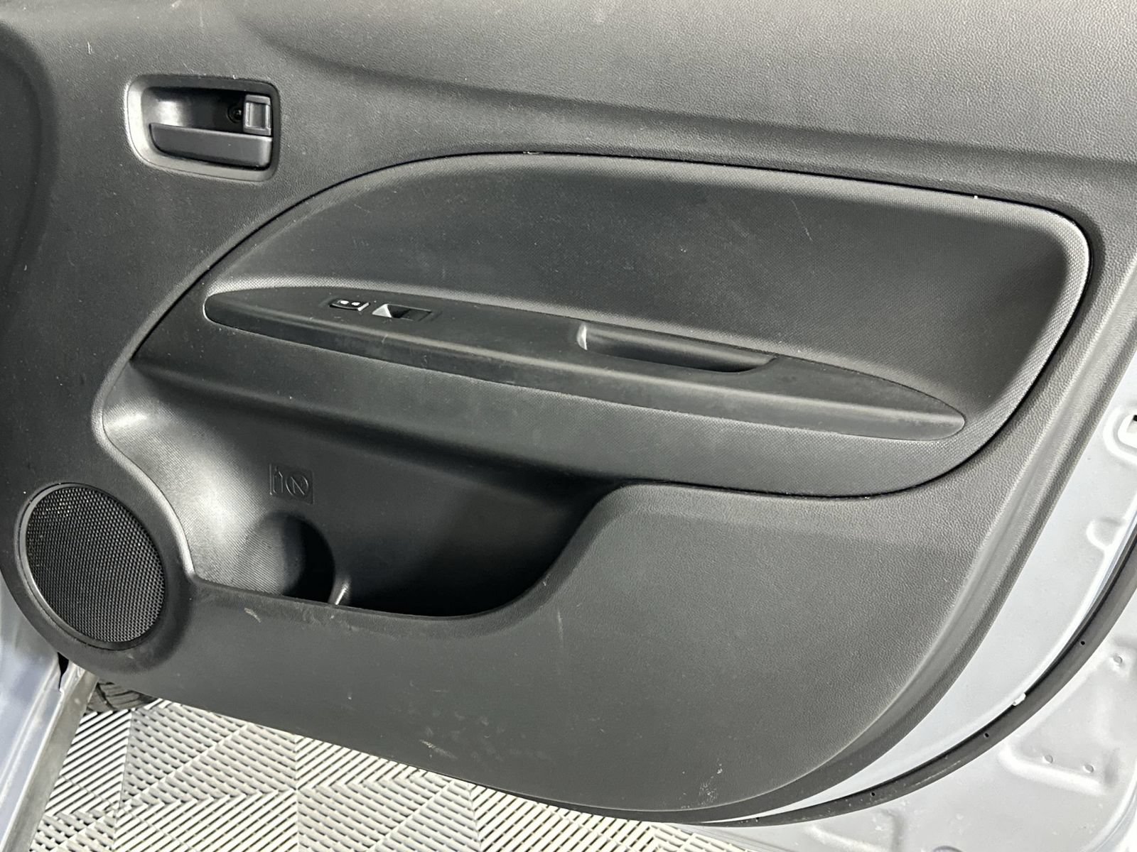 Used 2024 Mitsubishi Mirage G4 ES FWD image 30