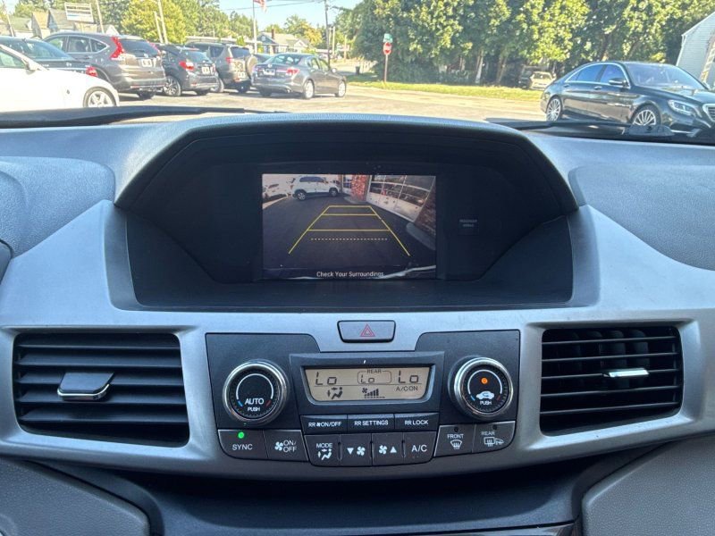 Used 2016 Honda Odyssey SE image 26