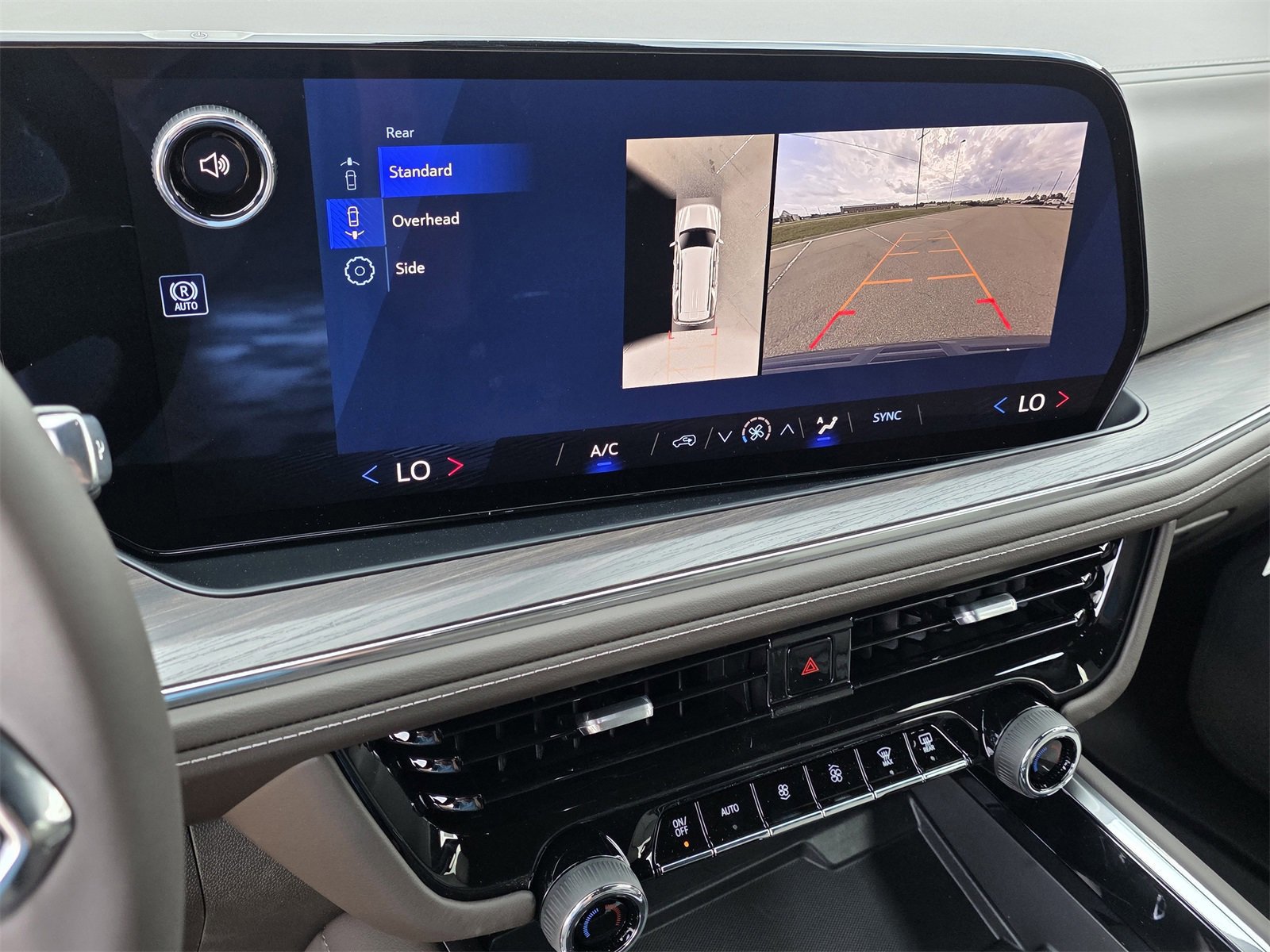 New 2026 Chevrolet Tahoe LS image 10