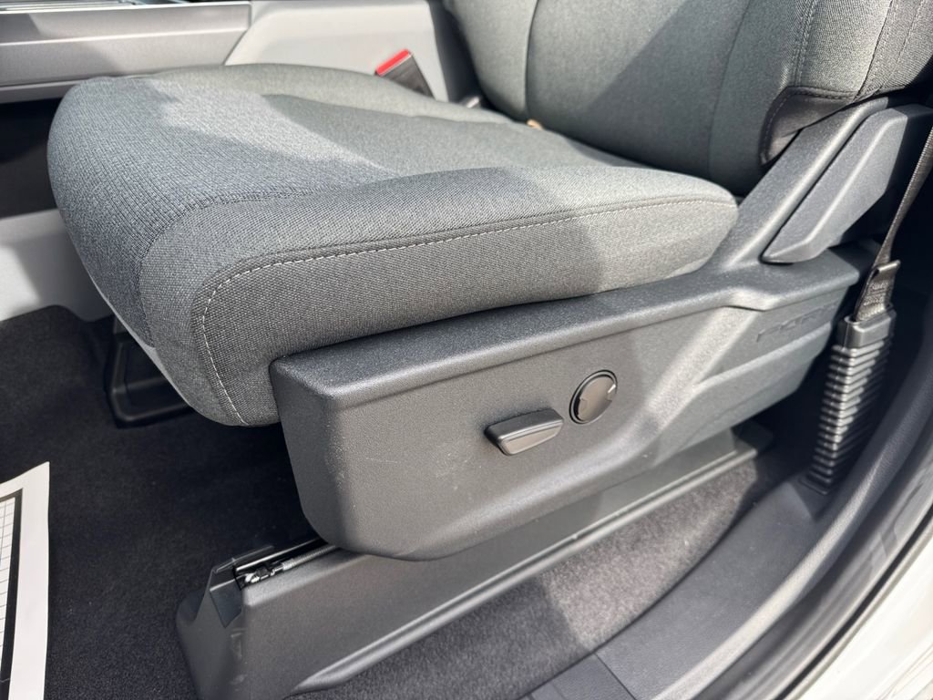 New 2025 Ford F150 XLT w/ Equipment Group 301A Standard image 27