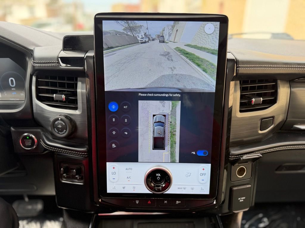 Used 2023 Ford F150 Lightning Platinum AWD/4WD image 36